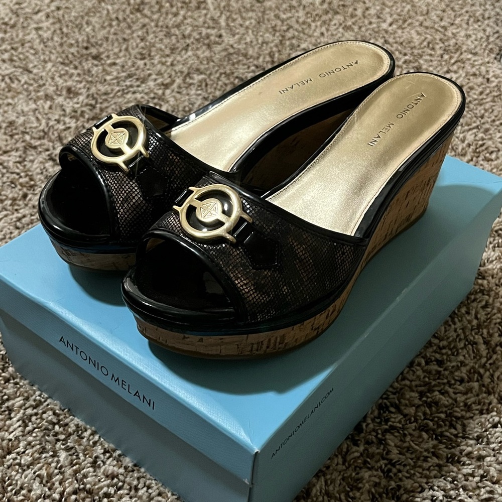 Antonio Melani Black and Gold Wedges size 9